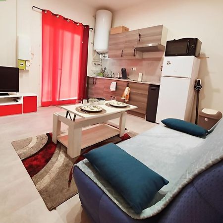 Le Sully Daire Nîmes Dış mekan fotoğraf